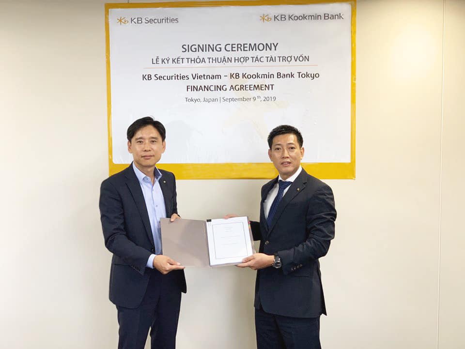 KBSV and Kookmin Bank Tokyo signing the financing agreement - Vietstock