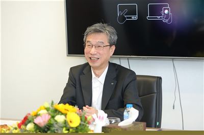 Công ty Chứng khoán KB Việt Nam đón tiếp Tổng Giám đốc Ngân hàng KB Kookmin Hàn Quốc